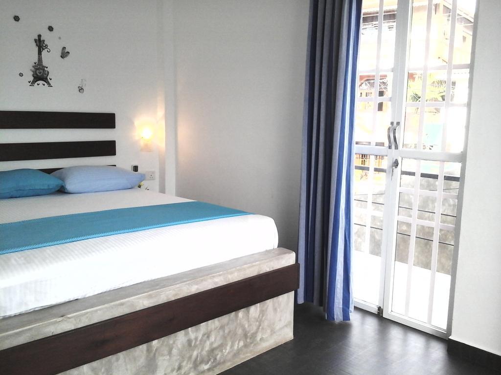 Petit Guest House Negombo Ruang foto