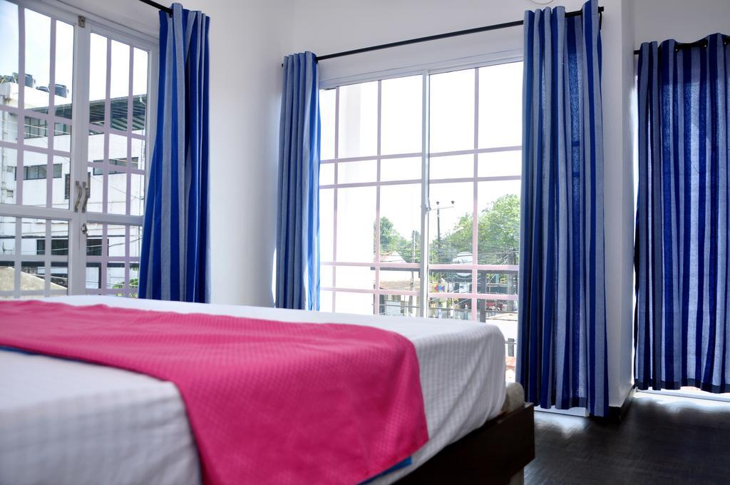 Petit Guest House Negombo Bagian luar foto