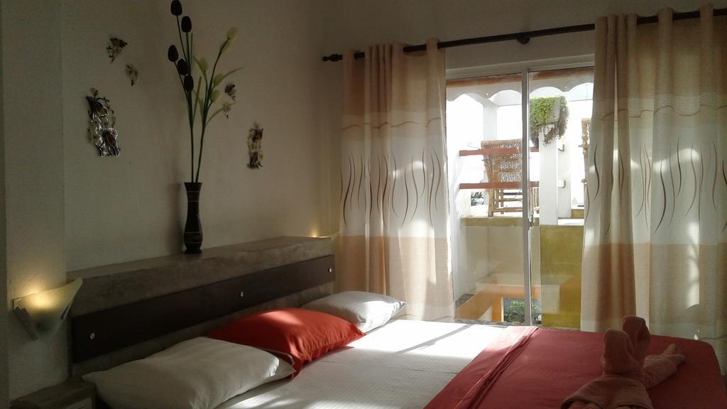 Petit Guest House Negombo Bagian luar foto