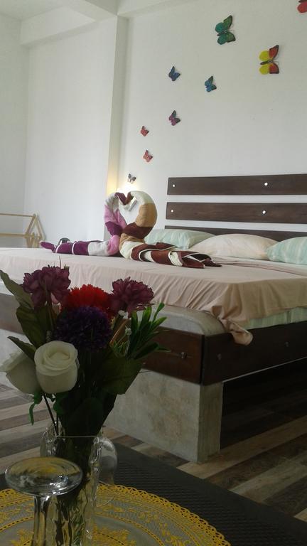 Petit Guest House Negombo Bagian luar foto